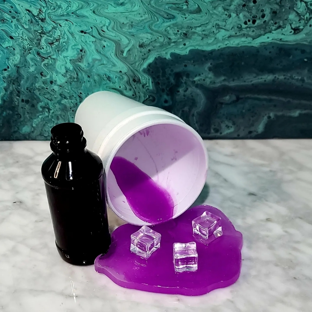Custom Spilled Lean Display - Picture 3 of 7